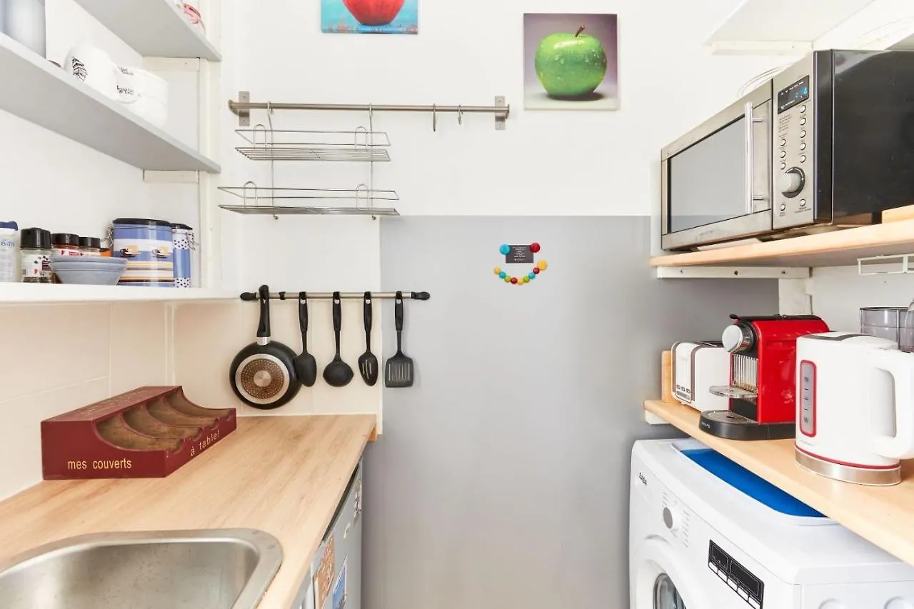 Montparnasse & Luxembourg Gardens - Cityapartmentstay Paris Lägenhet